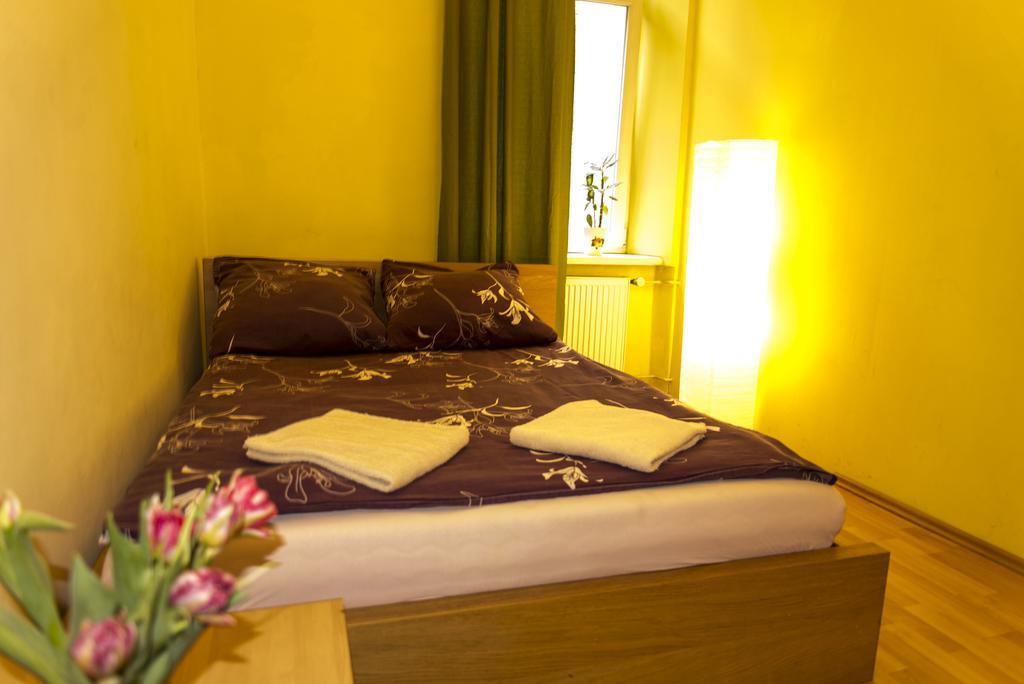 Hostel Yellow Krasków Cameră foto