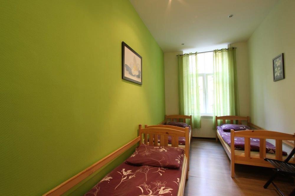 Hostel Yellow Krasków Exterior foto